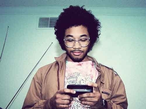 Toro Y Moi