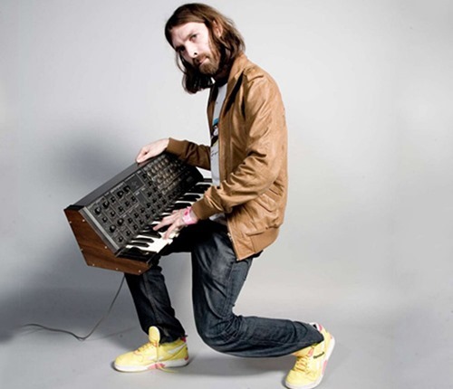 Breakbot