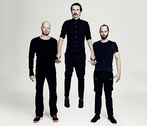 whomadewho