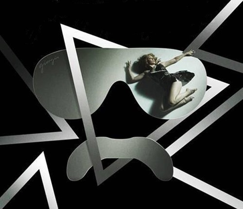 kylie-minogue-right-here-right-now-2